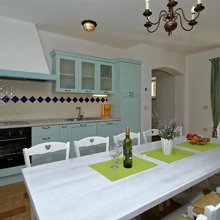 Holiday home In Pazin With Outdoor Swimming Pool *
