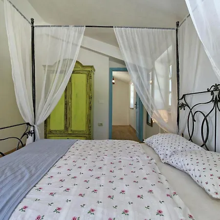 Holiday home In Pazin With Outdoor Swimming Pool