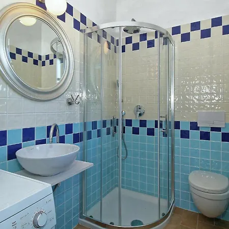 Vakantiehuis 6 Bedroom Cozy In Pazin Pazin